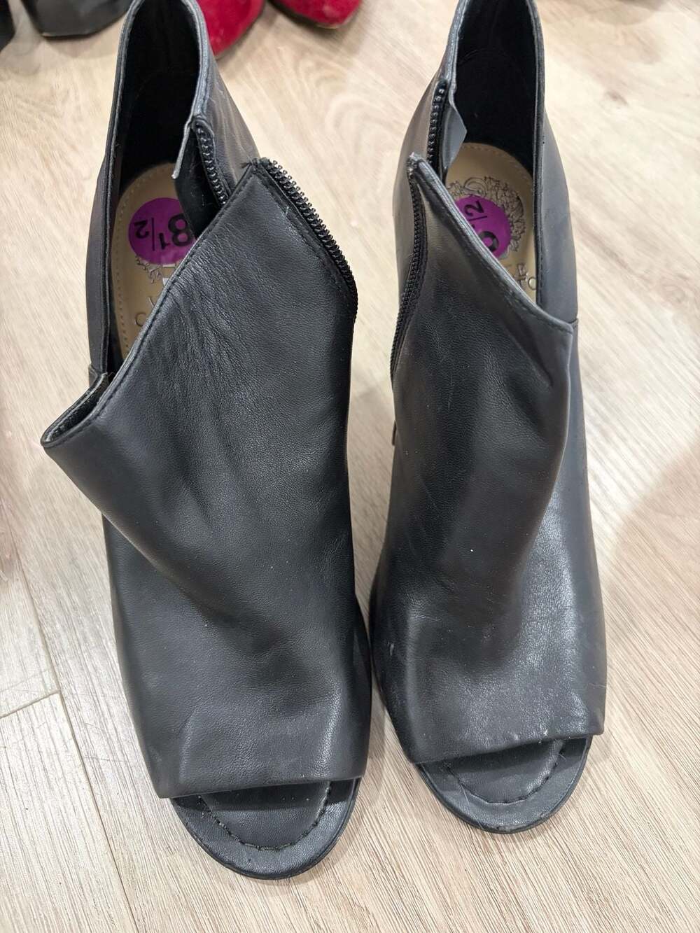 Vince Camuto Anglessi Ankle Boots Size 8.5 Black Leather Peep Toe Booties